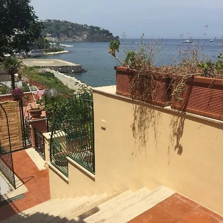 La Casetta Di Ludo Ischia